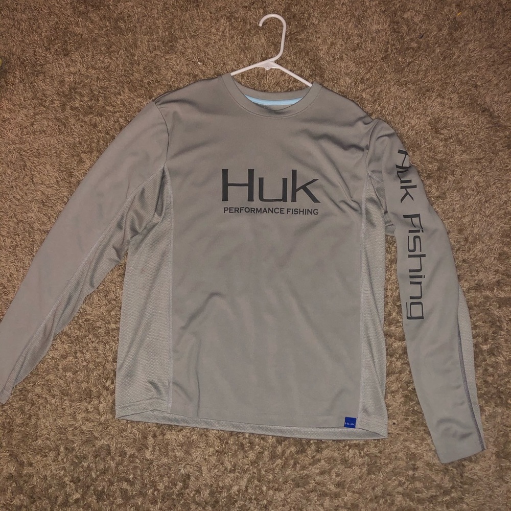 Huk t shirt